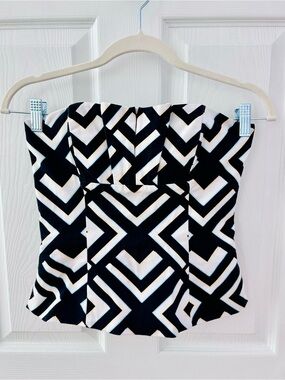 White House Black Market Geometric Peplum Corset Top